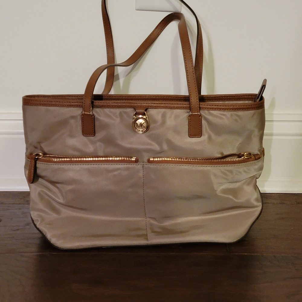 Michael Kohrs Purses